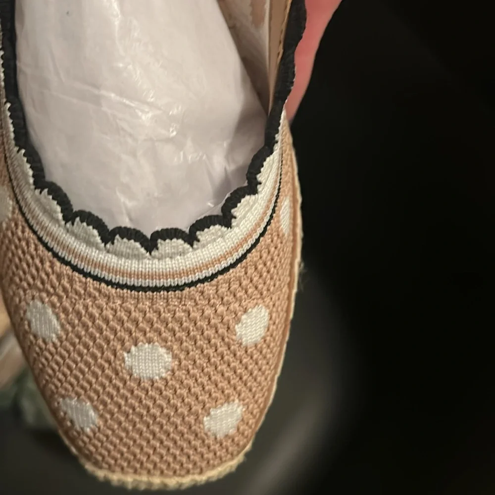 Kate spade polka dot lace up espadrille
Brand new w/o box - Picture 6 of 8